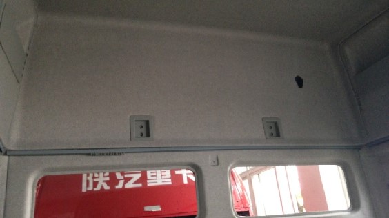 卡車內(nèi)飾